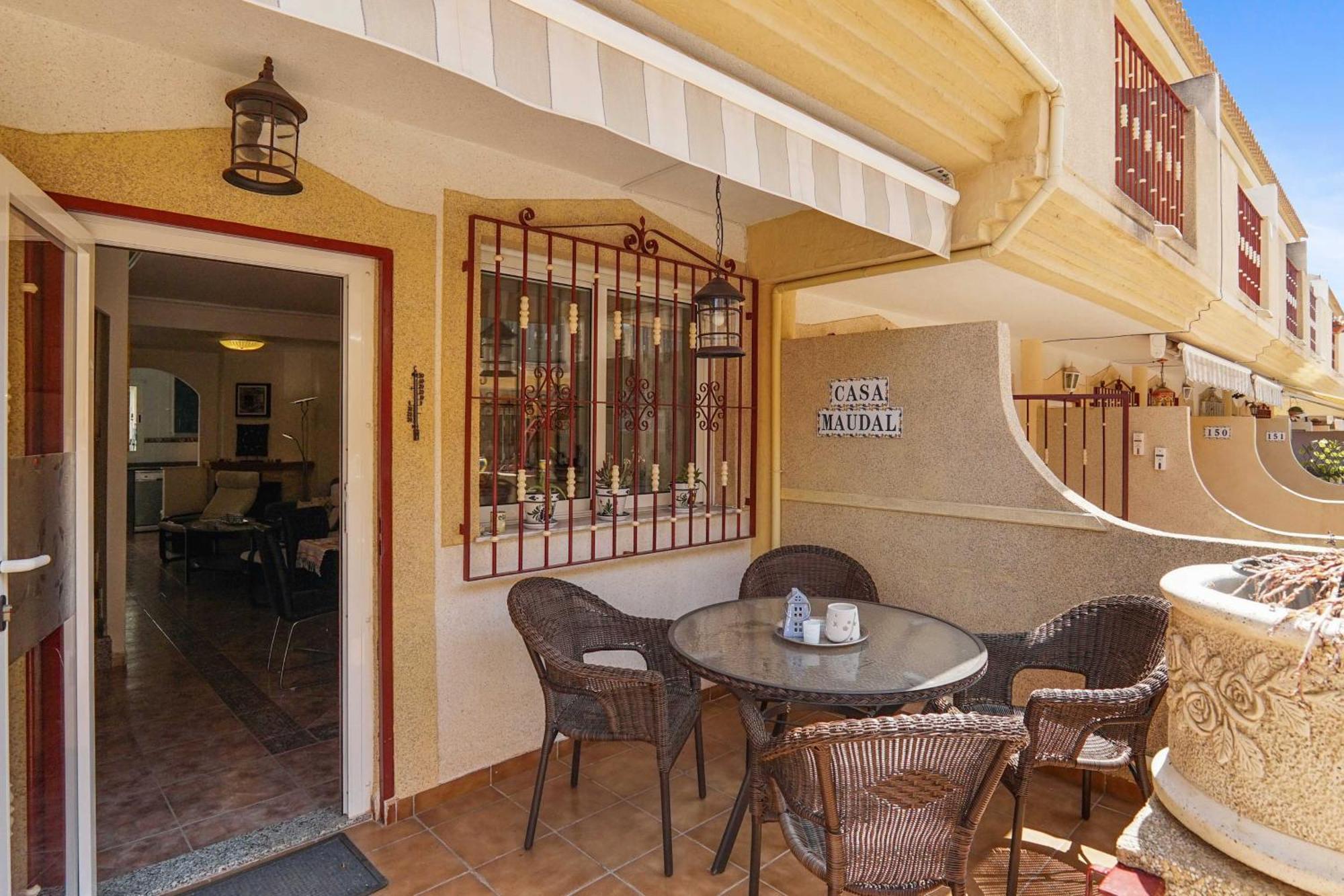 Casa Zomer, Playa Flamenca Holiday home *